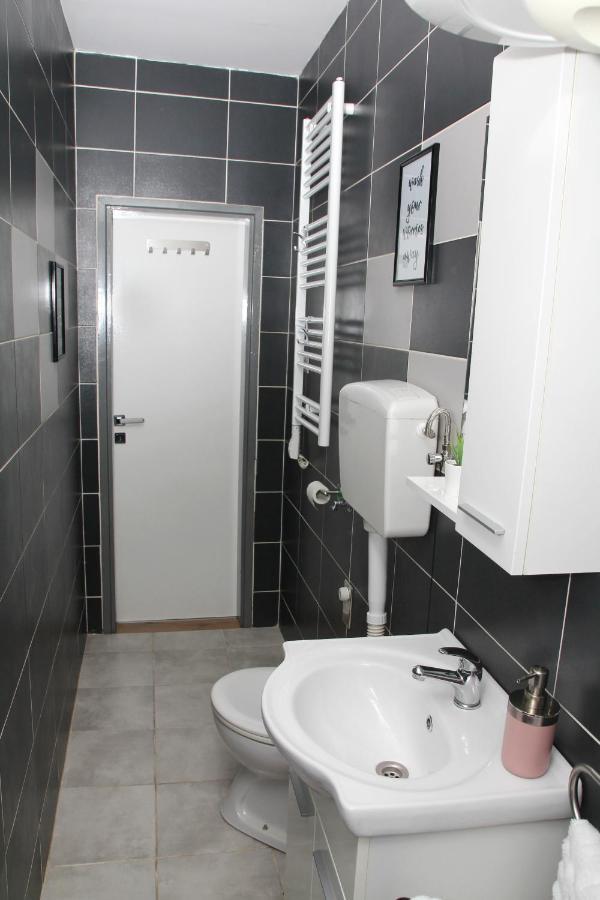 Апартаменти Apartman Zen Осієк Екстер'єр фото